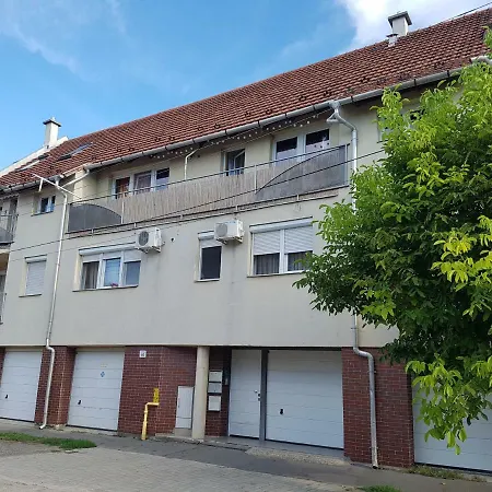 Hattyú Apartman
